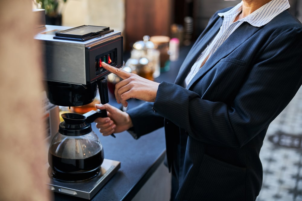 Comment choisir une machine à café en entreprise ?